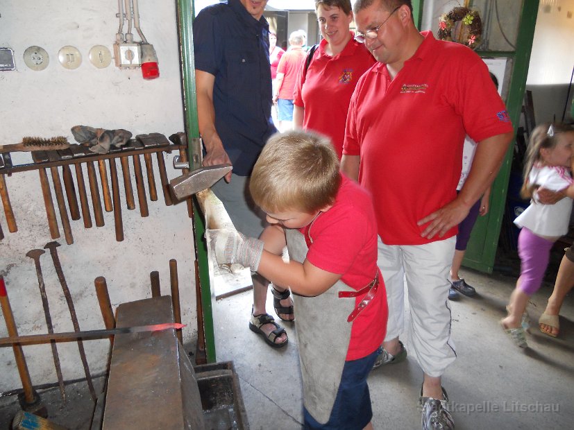 01 Mittagessen, Schmiede und Quartier (23)